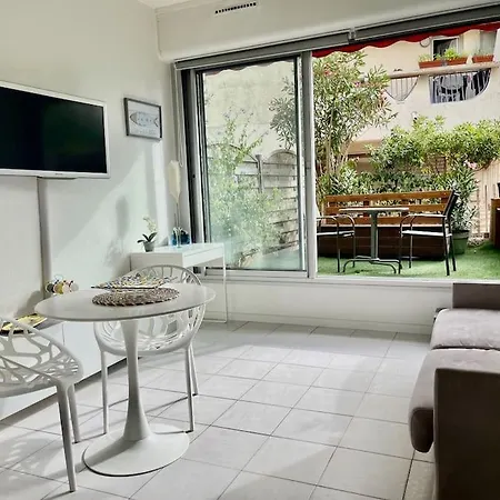 Pgh N22 - Centre-ville Et Port Avec Terrasse Apartment